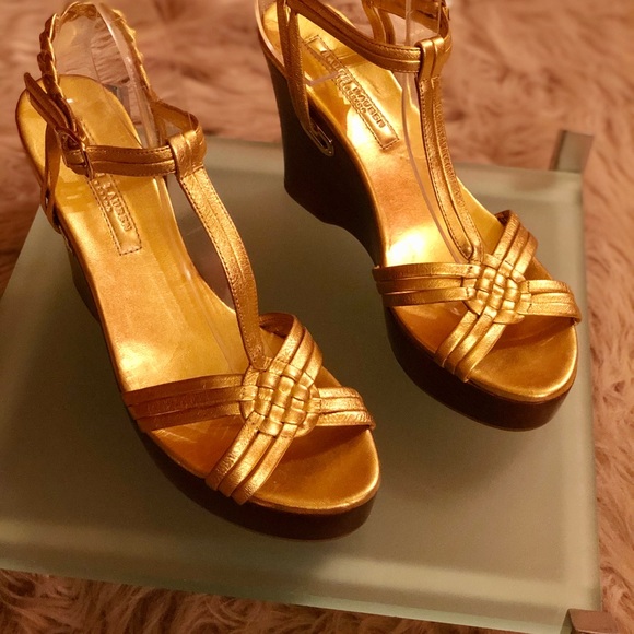 Ralph Lauren Collections Gold Strappy Sandal - Picture 2 of 8